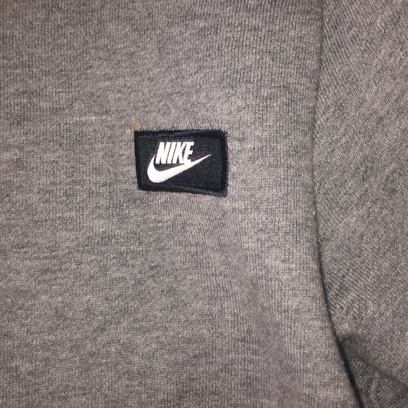 Boys Nike Hoodie - Picture 2 of 5